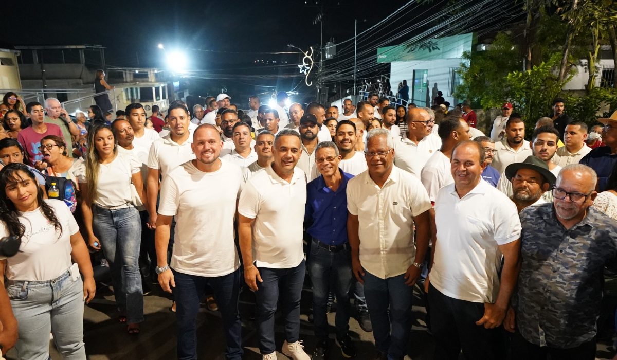 ao-lado-de-liderancas-locais,-nino-de-enoque-participa-da-festa-de-santo-amaro,-em-jaboatao