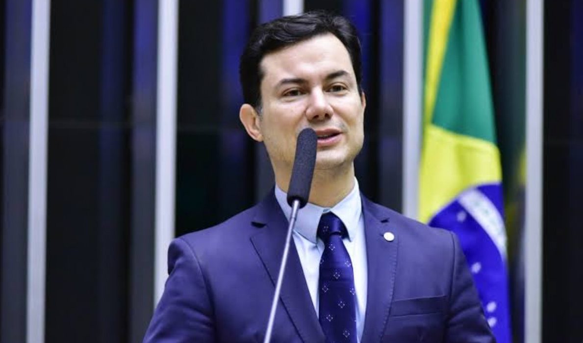 deputado-clodoaldo-magalhaes-descarta-saida-do-pv-da-federacao-com-pt-e-pcdob.-“todo-o-pensamento-do-comando-do-pv-e-se-manter-na-federacao-com-o-pt-e-pcdob”