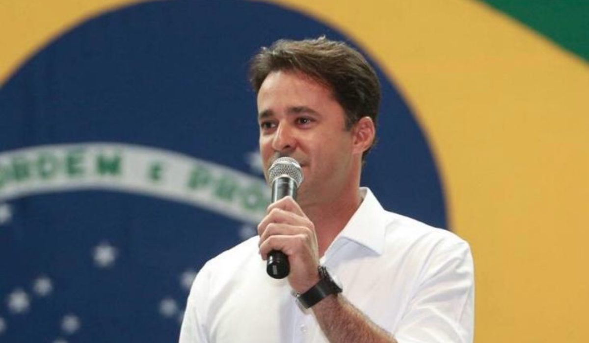 “direita-lucida-e-o-caminho”,-diz-anderson-ferreira-ao-criticar-denuncia-da-pgr-contra-bolsonaro