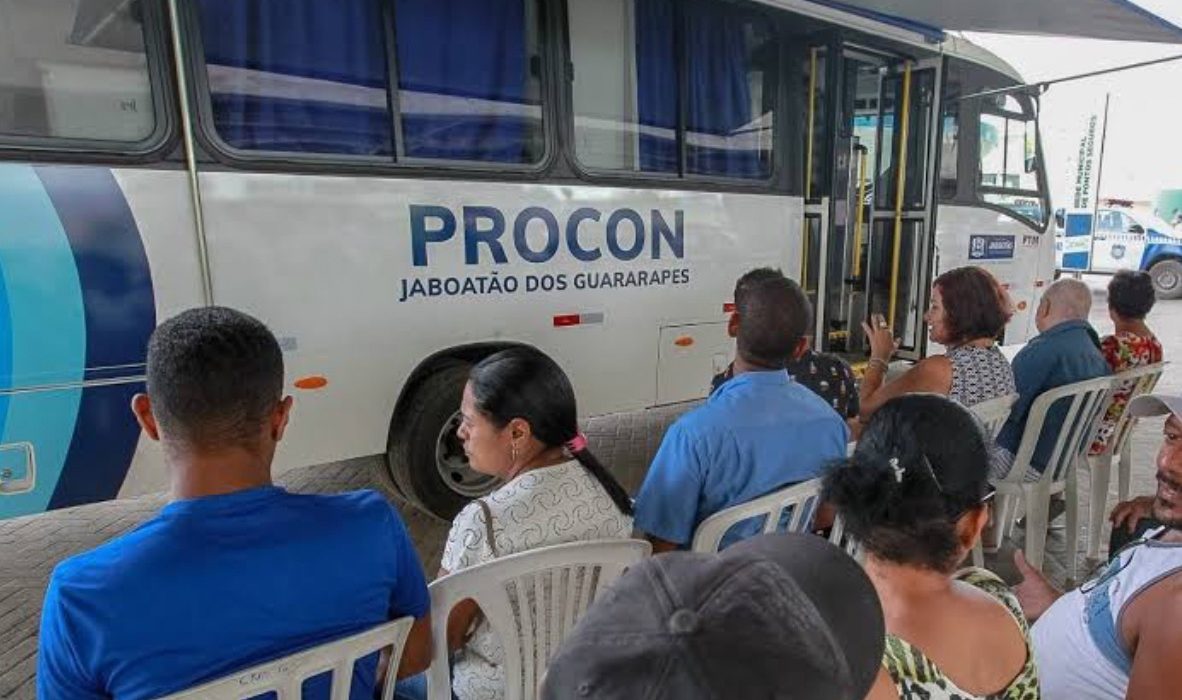 dia-do-consumidor:-procon-jaboatao-realiza-acao-com-atendimento-e-orientacao-juridica-em-prazeres
