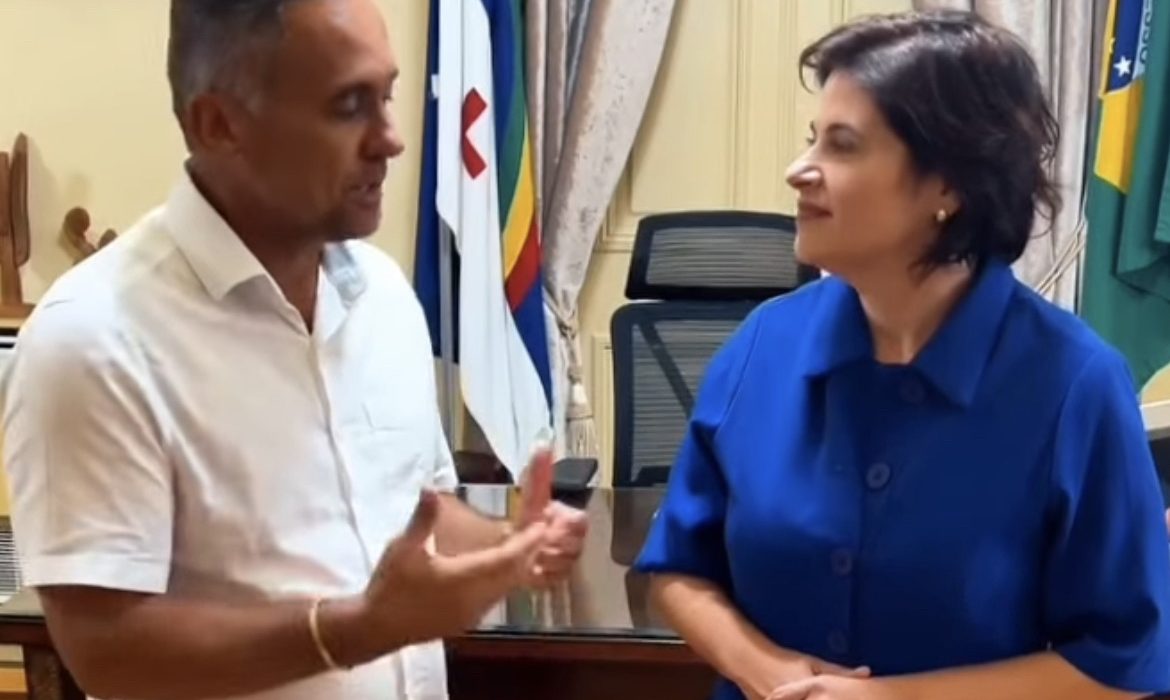 nino-de-enoque-celebra-edital-de-licitacao-da-obra-da-barragem-do-engenho-pereira