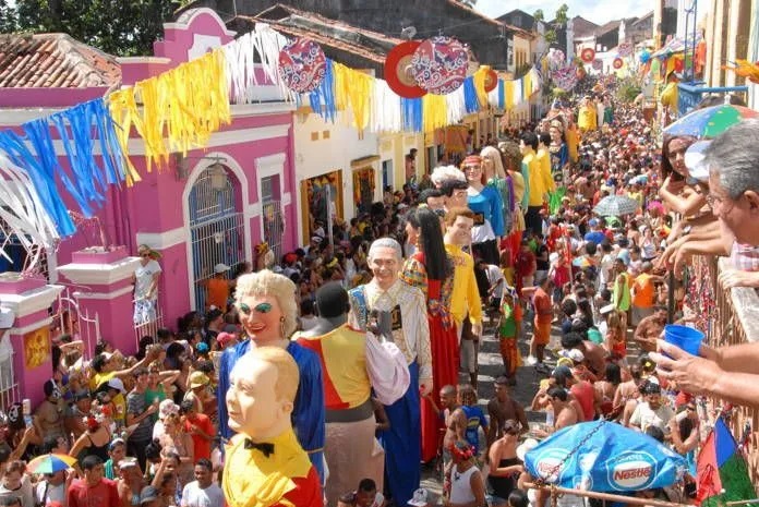 confira-o-abre-e-fecha-nos-dias-de-carnaval-em-olinda