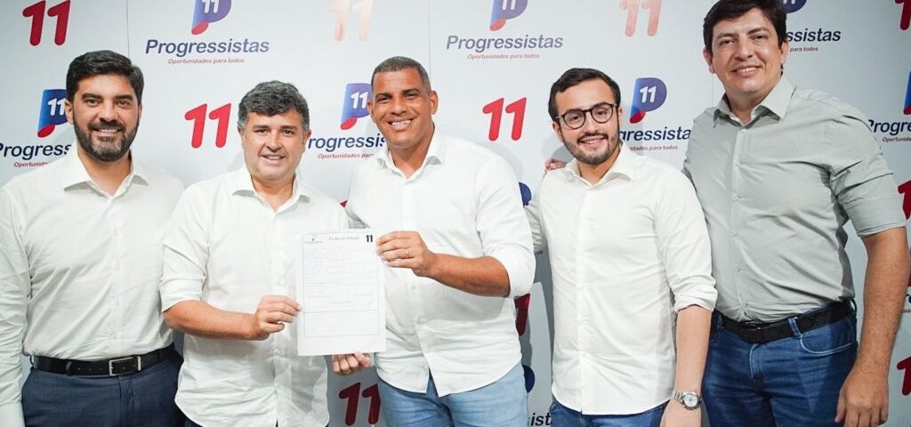 com-abertura-da-janela-partidaria,-pp-filia-vereador-ronaldo-lopes-do-recife-e-consolida-sua-pre-candidatura-no-partido